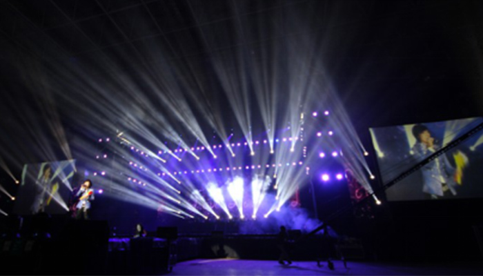 海倫國際跨年·巨星薈萃萬人演唱會(huì)