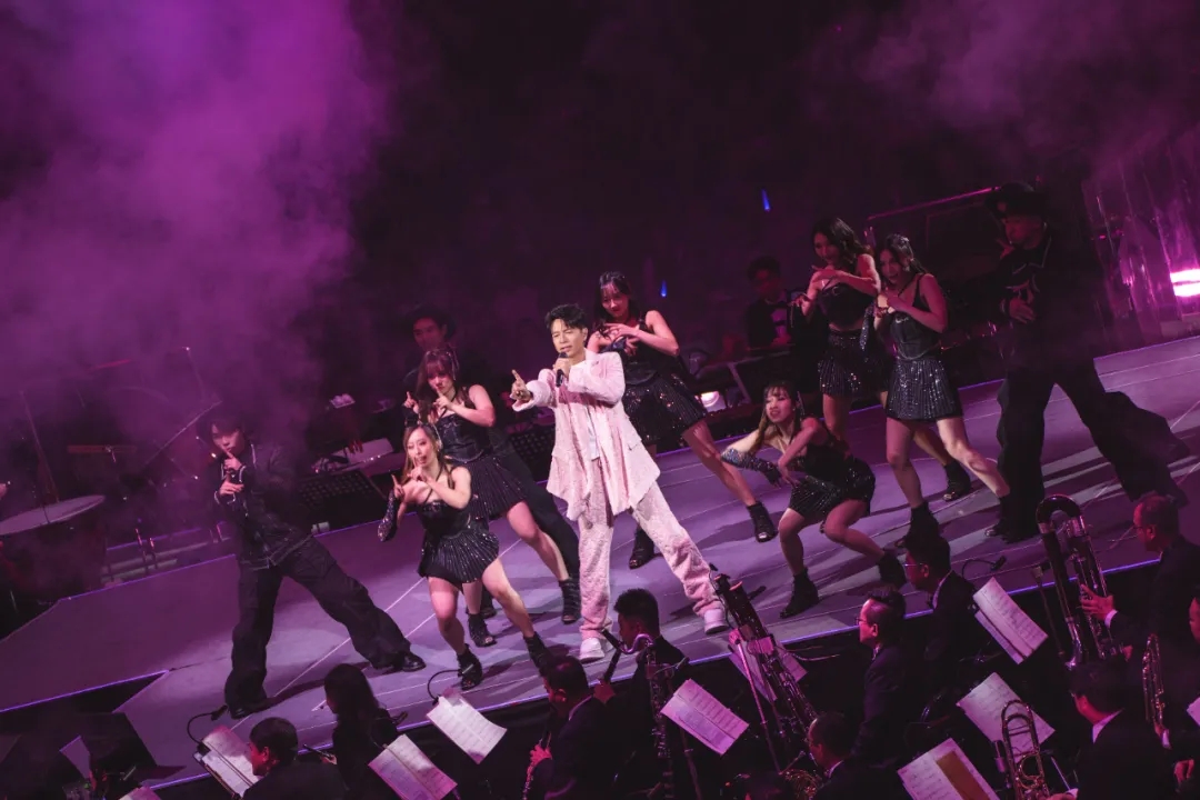 【精彩回顧】李克勤廣州站終極場圓滿收官 胡夏擔(dān)任嘉賓驚喜登臺